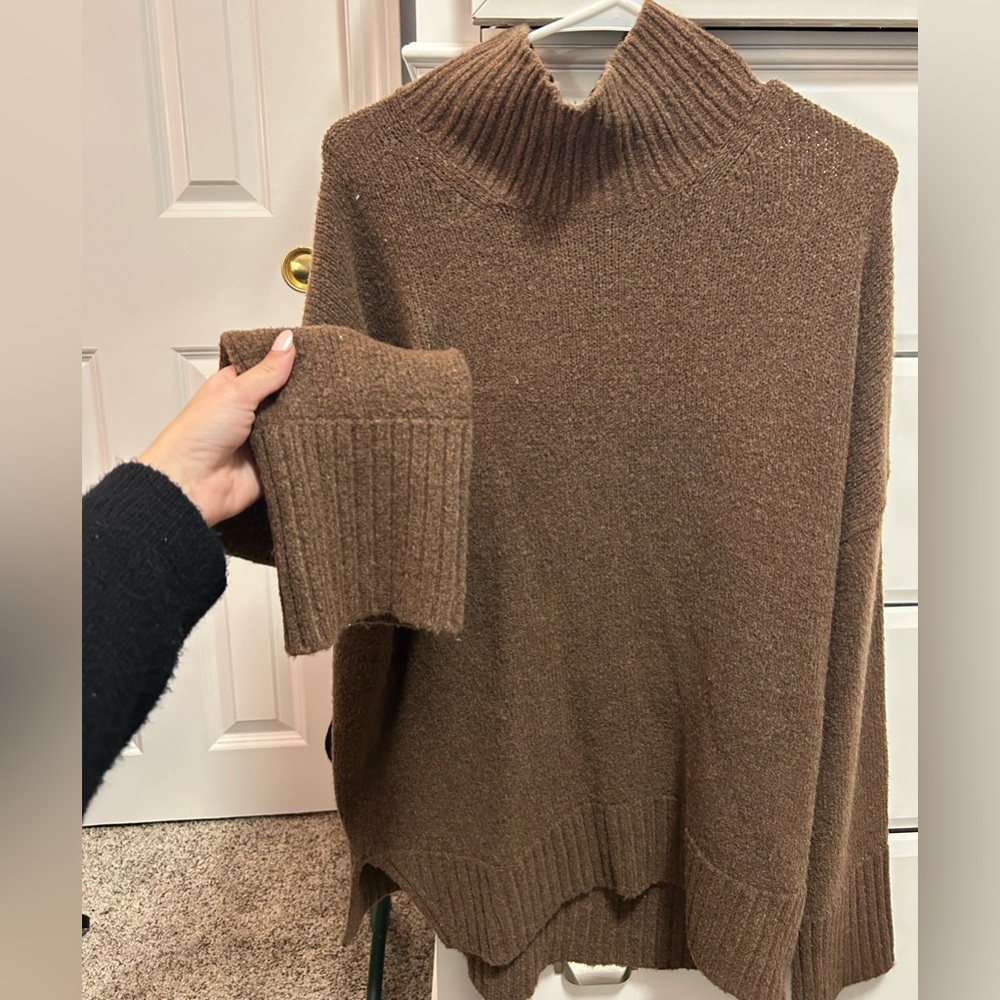 Abercrombie & Fitch Turtle Neck Sweater
